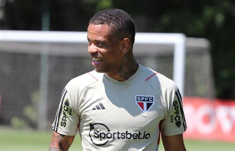 Escalação do São Paulo Caio Paulista deve voltar ao time contra o Inter