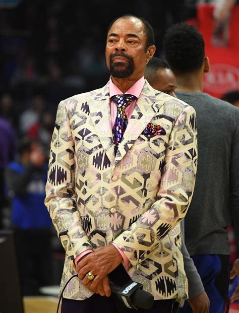 Walt Frazier and his incredible suits over the years | HoopsHype