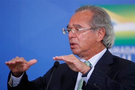 Paulo Guedes diz que teto de gastos foi muito mal construído IF