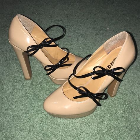 Cosmopolitan Shoes Nude Heels With Black Plastic Laces Poshmark