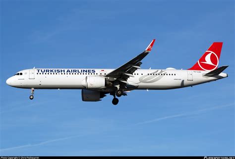 TC LSH Turkish Airlines Airbus A321 271NX Photo By Chris Pitchacaren