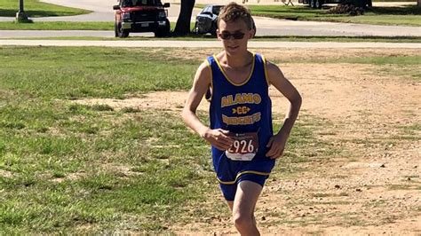 High school runner always finishes last, but never quits | wkyc.com