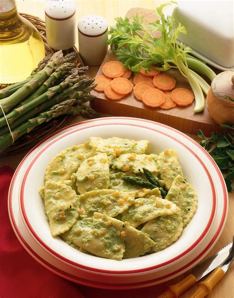 Ricetta Ravioli Agli Asparagi Donna Moderna