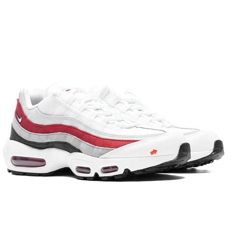 Air Max 95 Essential - Black/White/Varsity Red – Feature