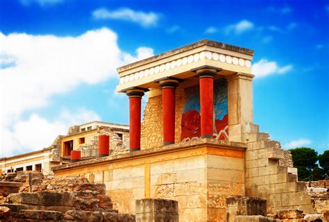 Minoan Palace of Knossos - Crete - Arrivalguides.com