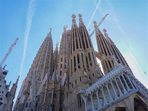 Sagrada Familia y Casa Batlló Acceso Rápido Visita Guiada