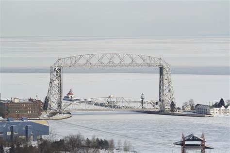 Lake Superior Ice Cover Goes Way Up During Arctic Blast