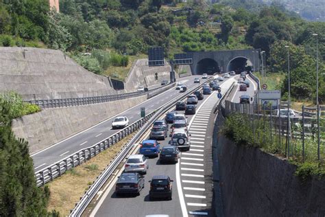 Cantieri Autostrade Da Ferragosto Code Certe Fino A Km Notizie