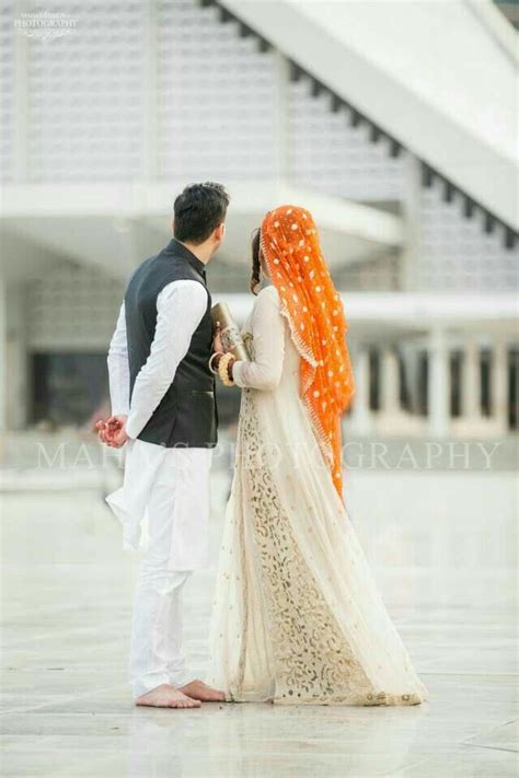 Pin By Haniya Malik On Bridal Groom Pakistani Bridal Dresses Desi