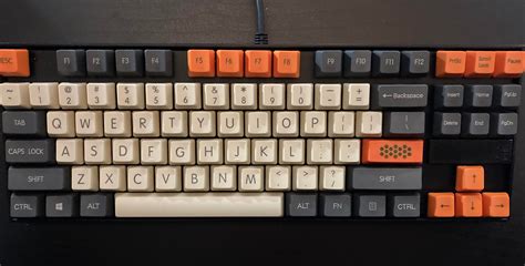 A dressed up Redragon K552! : r/MechanicalKeyboards