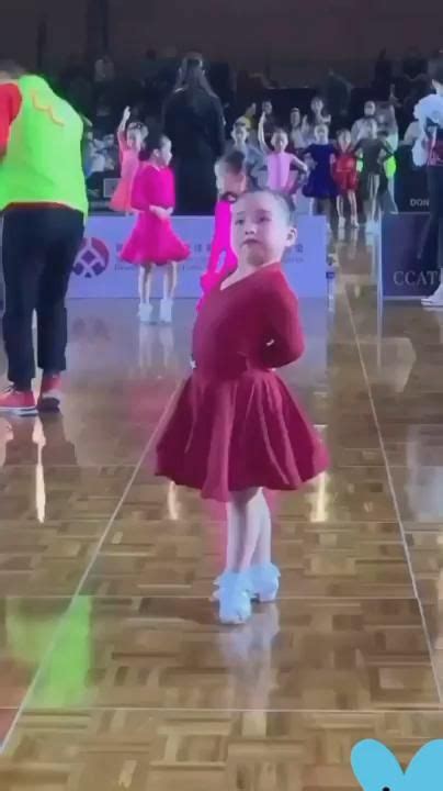 Little dancers step on stage and completely steal the show – Artofit