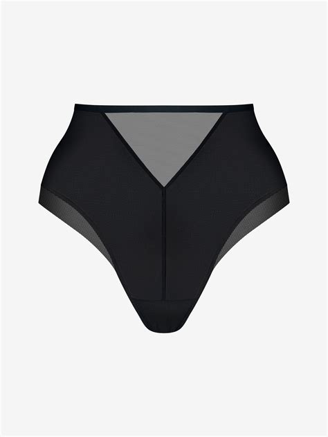 Muse Højtaljet Tai Black Beauty 269 95 kr CHANGE Lingerie