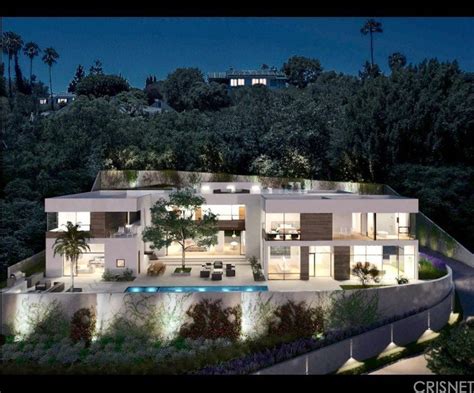 Luxury Home for Sale in Los Angeles CA | 5 Beds, 6 Baths