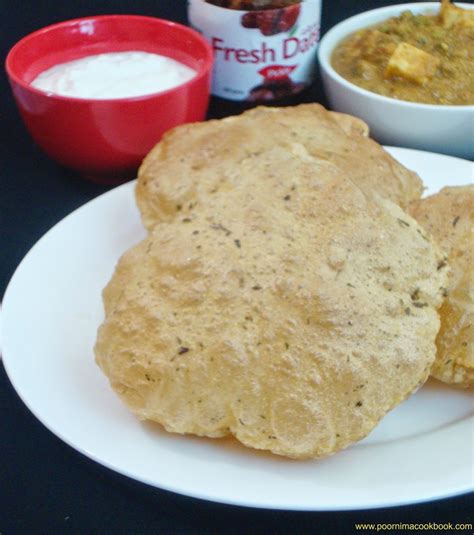 Methi Poori Puri Using Kasuri Methi Leaves Dried Fenugreek Leaves