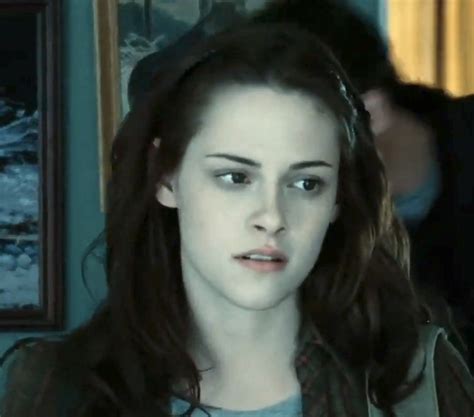 Twilight 2022 Bella