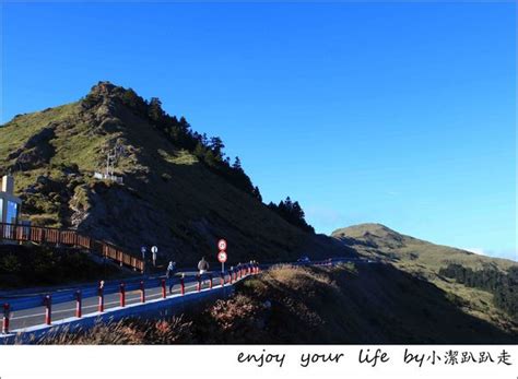 旅遊 南投 清境 合歡山美景不斷，台灣超美的高山公路，一起上合歡山吧 開車 搭巴士兩條路線推薦行程規畫一日遊 二日遊 讓你簡單輕鬆玩~ 輕旅行