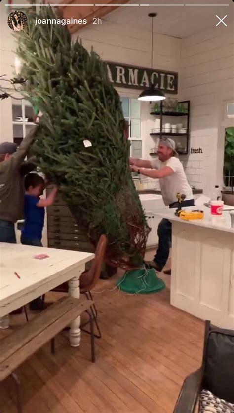 Chip And Joanna Gaines Just Bought A 13 Foot Christmas Tree That