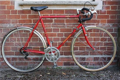 Superb Classic British Reliable Raleigh Racing Bike New Components