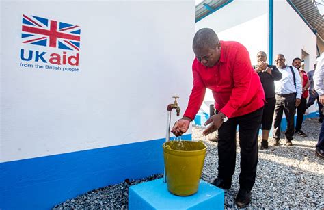 Filipe Nyusi Inaugura Novo Sistema De Abastecimento De Gua Em Dombe