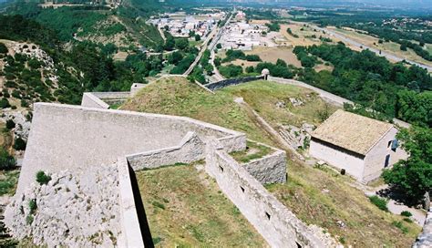 Sisteron Citadel (Sisteron) | Structurae