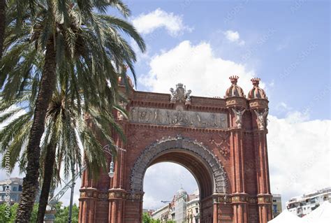 Arc de Triomphe, Barcelone Stock Photo | Adobe Stock