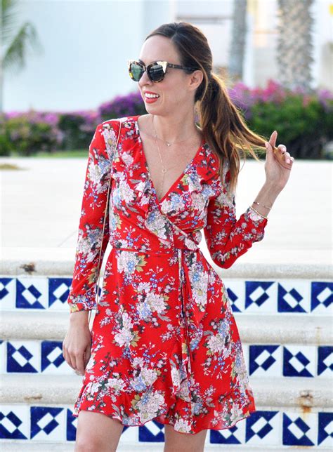 Sydne Style Wears Wlydr Red Floral Dress For Resort Vacation Ideas