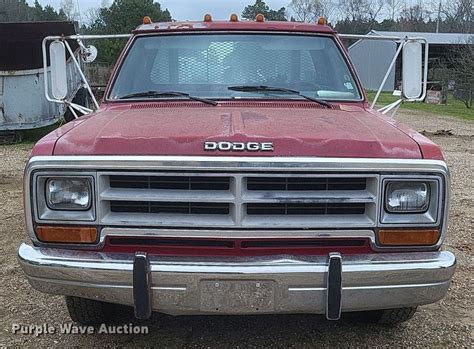 1989 Dodge Ram 350 Flatbed Pickup Truck In Jefferson Ar Item Do4873 For Sale Purple Wave