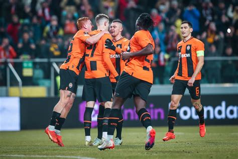 Shakhtar Donezk Feiert Knappen Sieg Gegen Stade Rennes Sky Sport Austria