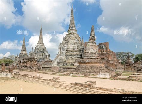 Ayutthaya Hi Res Stock Photography And Images Alamy