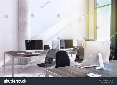 창문과 도시 전망 커튼 일광 가구 스톡 일러스트 2052539720 Shutterstock