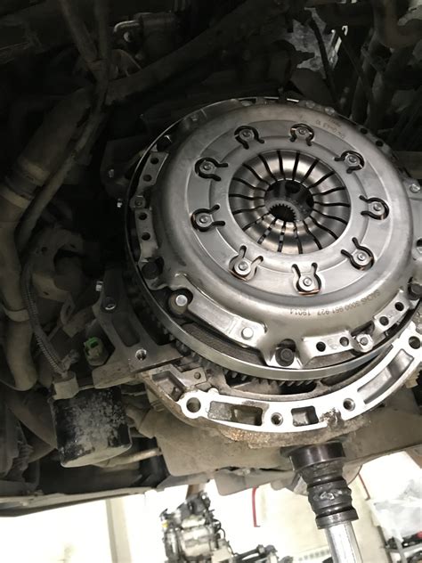 Замена маховика — Ford Focus Sedan II, 2 л, 2009 года | визит на сервис ...