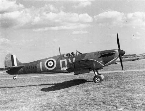 X4474 A Late Production Mk I Spitfire Of 19 Squadron September 1940