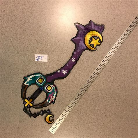 Media 2d Pixel Are Keyblade I Made For A Friend Rkingdomhearts