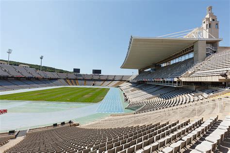 Estadi Olimpic Olympiastadion Erbaut Bild Kaufen 71092334 Image