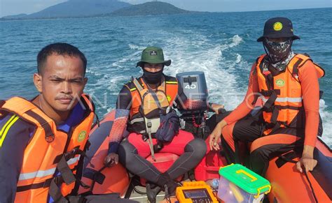 Tim Sar Gabungan Temukan Satu Korban Helikopter Polri Antara Foto