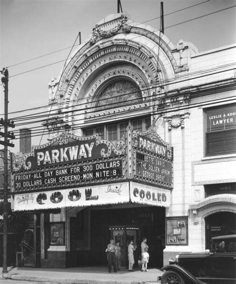 Parkway Theatre In Chicago Il Cinema Treasures