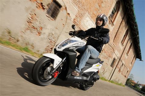 Kymco Agility 50 RS Naked 2011 Prezzo Informazioni Tecniche Foto E