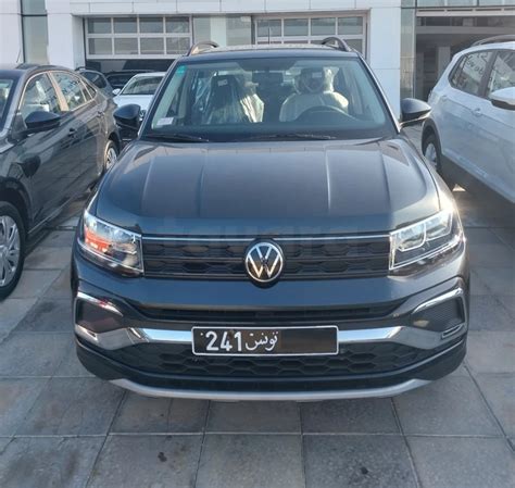 Volkswagen Tiguan 2023 Essence 6 CV à Ariana autoprix tn