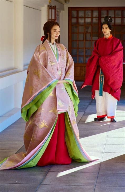 Heian Junihitoe Japan Heian Era Costume Junihitoe In