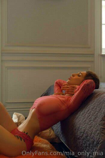 Mia Only Mia Nude Leaks TheFappening