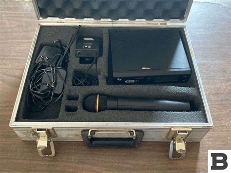 Electro Voice Re Wireless Microphone Transmitter Booker Auction