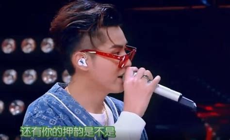 《中國有嘻哈》吳亦凡：「你有freestyle嗎」網友回應你懂個xx 每日頭條