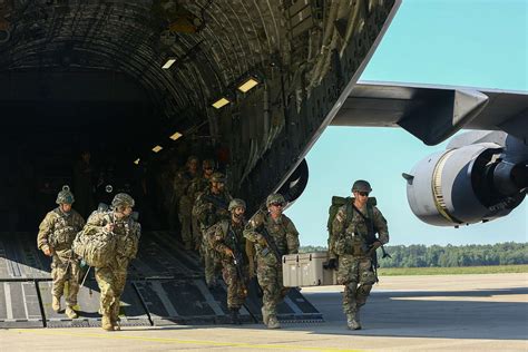 U S Army Paratroopers From The Rd Airborne Brigade Nara Dvids