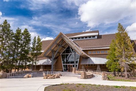 Yellowstone visitor center Stock Photos, Royalty Free Yellowstone ...