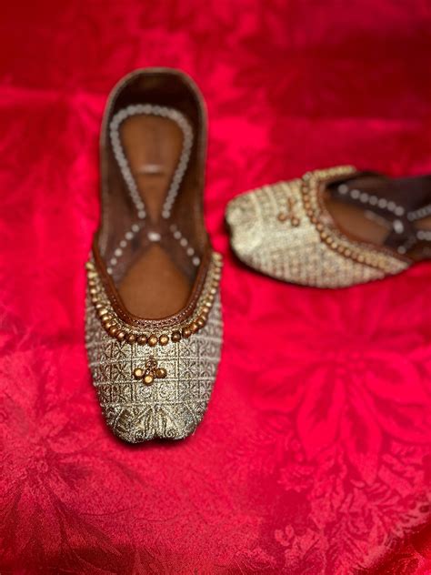 Women Punjabi Jutti Bridal Punjabi Jutti Designer Jutti Wedding Shoes Khuss Mojari Ethnic Shoes