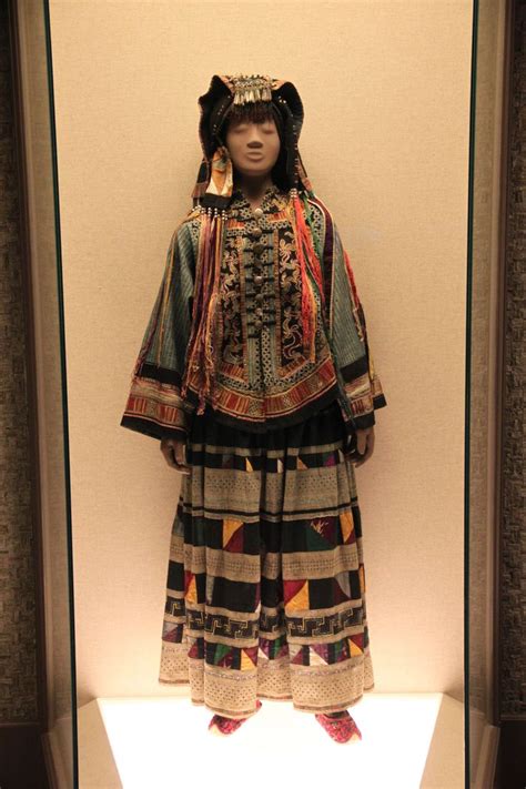 pin  ahsatan  traditional clothing traditional outfits clothes