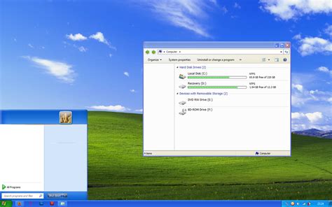 Windows XP Luna theme for Windows 7