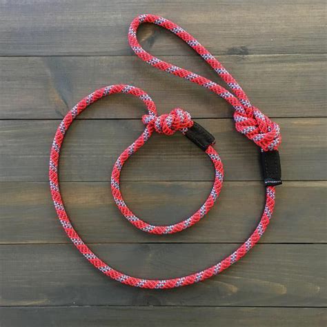 What Knots Are Being Used In This Dog Leash Rknots