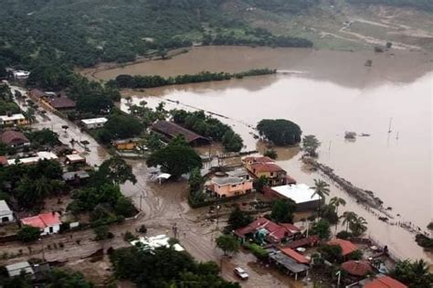 8 muertos y 9 desaparecidos tras desbordamiento de arroyo en Autlán