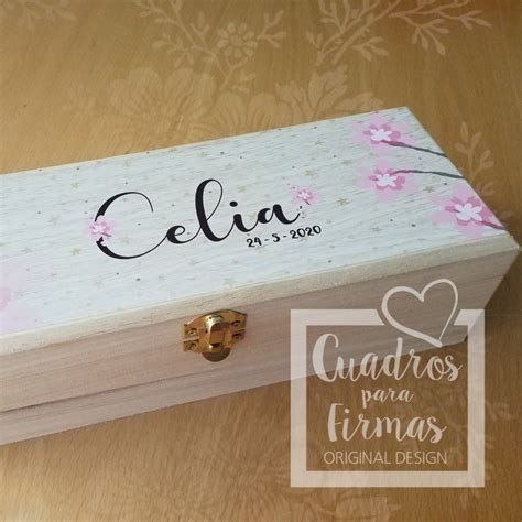 Caja Para Firmas Comuni N Personalizada Con Siluetas De Madera